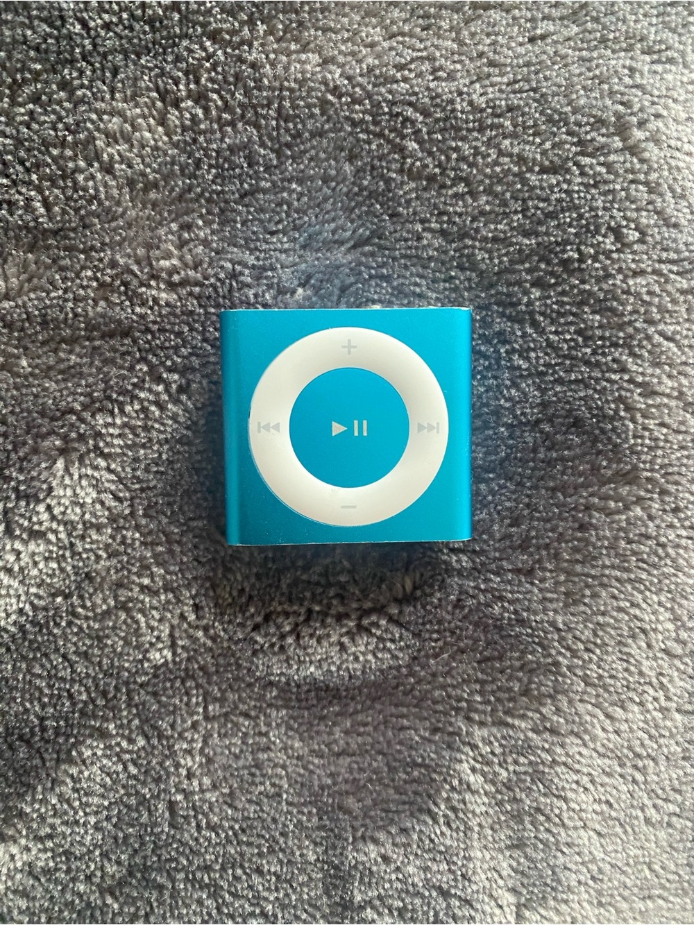 Apple iPod Shuffle - Blue with White Controls No Charger